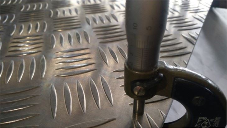 aluminum checker plate thickness